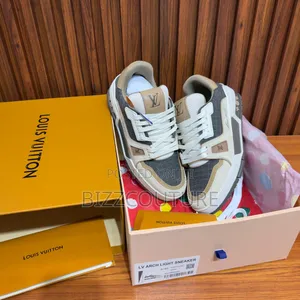 Original Louis Vuitton Trainer Sneakers Available in Store