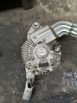 Alternator Nissan Pathfinder 3.5