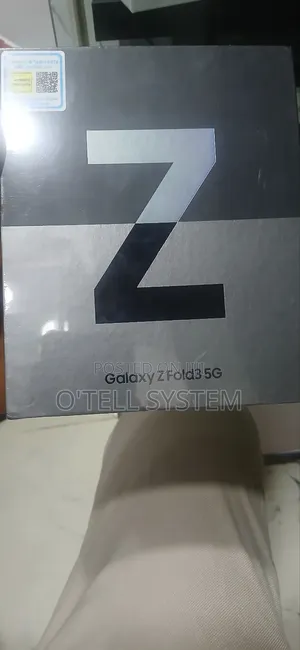 New Samsung Galaxy Z Fold 3 256 GB Green
