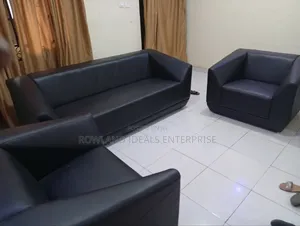 5 Seater Black Leather Sofa (Sa533)