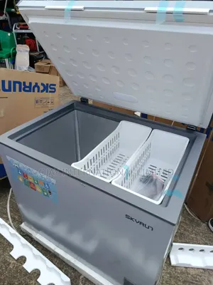 Skyrun Freezer 250litres