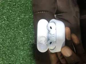 Original Apple Airpod Pro Second Generation (Used)