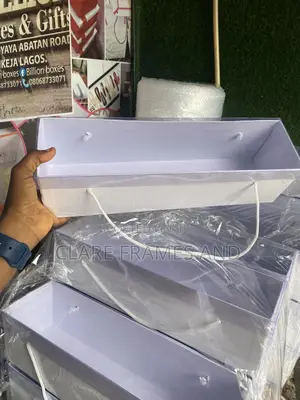 Cupcake Box With Transparent Cover