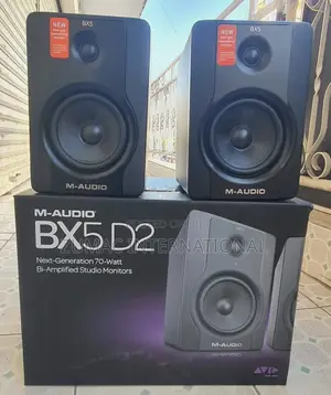 Studio Monitor Bx5