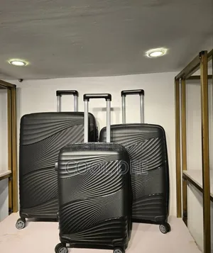 By 3 Set Unbreakable Rubber Luggage Boxes