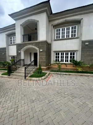 4bdrm Duplex in Guzape District for sale