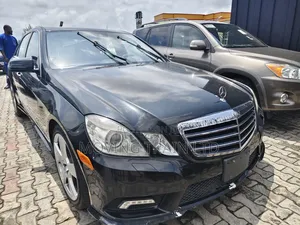 Mercedes-Benz E350 Base 4Matic Sedan AWD (3.5L 6cyl 7A) 2011 Black