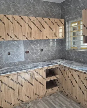 Kitchen Cabinet With Granite