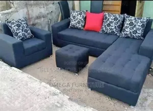 L Shape With Table