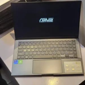 Laptop Asus Zenbook 14 UX434 16GB Intel Core i7 SSD 512GB
