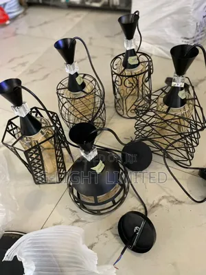 Dropping Pendant Light