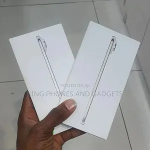 New Apple iPhone Air 256 GB Gold