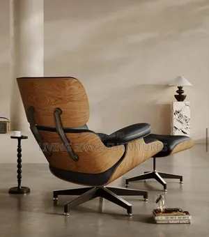 Luxury Relaxing Accent Chair With Footrest
