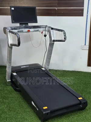 Luxury Pro Tech Treadmill - 32 Auto Incline - 21.5" Display