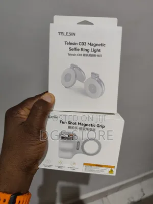 Telesin Fun Shot Magnetic Grip+ C03 Magnetic Selfie Ring Light