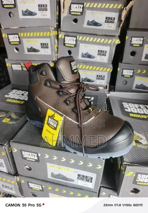 Mars Safety Joggers Boots