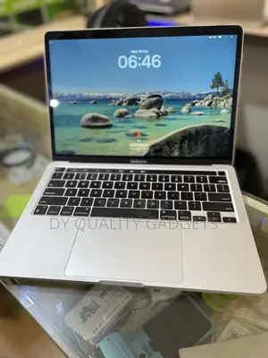 Laptop Apple MacBook 2020 16GB Apple M1 SSD 512GB