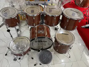 Yamaha 7 Piece Drum Set