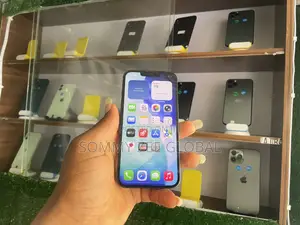 Apple iPhone 13 128 GB Green