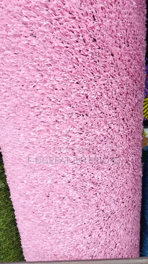 15mm Texture Pink Color Nice Carpet Grass Available