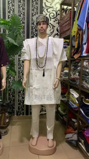 Stylish Traditional Agbada Outfit
