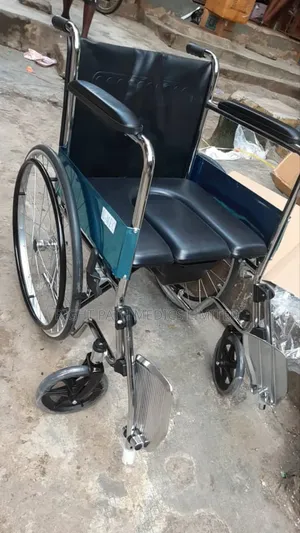 Commode Wheel Chair