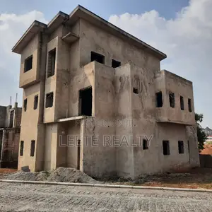 4bdrm Duplex in Mabushi for sale