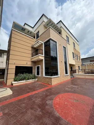 5bdrm Duplex in Omole Phase 1Ikeja for sale