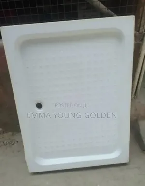 120 by 90 Cubicle Shower Tray Fiber