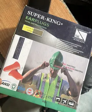 100 Pieces Super King Earplugs