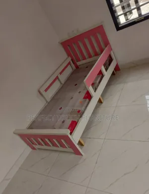 Baby Bedframe 