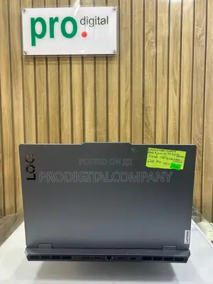 Laptop Lenovo LOQ 15ARP9 16GB AMD Ryzen 7 SSD 512GB