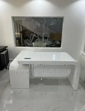 New Model Imported Executive Office White Table With Extension