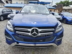 Mercedes-Benz GLE-Class GLE 350 2017 Blue