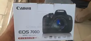 Canon Eos 700d Camera With 18-55mm Lens