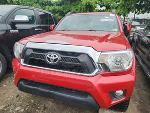 Toyota Tacoma 2015 Red
