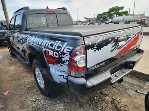 Toyota Tacoma 2015 Black