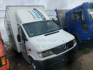 Mercedes-Benz Sprinter 2006 White