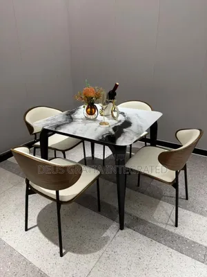 4 Seaters Dinning Set
