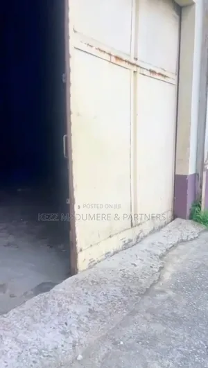 To Let/ Lease : 1500 SQMTS Warehouse at Trans Amadi Area , Ph
