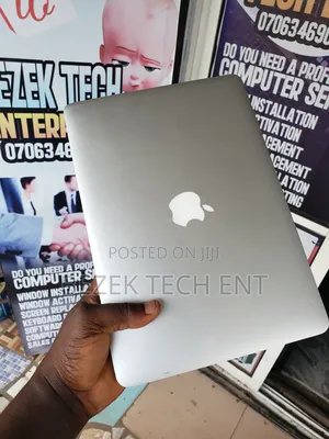 New Laptop Apple MacBook Pro 2014 8GB Intel Core I5 SSD 256GB