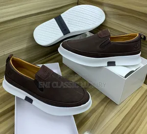 Top Quality Luxury Men's Sneakers Timberland Available In Store