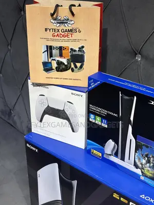 New Ps 5 Pro 2tb , Extra Original Pad , Charging Dock