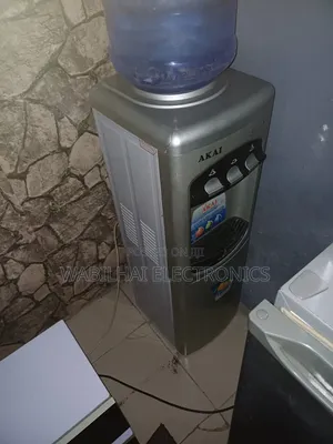 Akai Water Dispenser