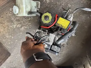 Abs Pump For Toyota Highlander Hybrid 2010