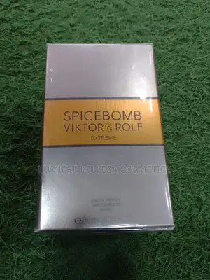 Viktor & Rolf Spicebomb Extreme
