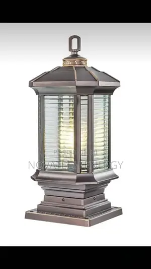 Fence or Pillar Quality Brass Outdoor Light
