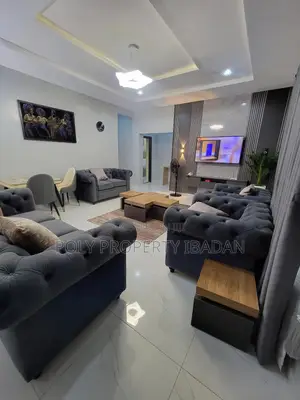 2 3 Bedroom Serviced Apartment in Omolayo , Akobo