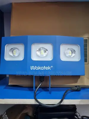 300w Wakatek Solar Street Light Very Good