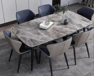 English 6 Sitters Dining Table and Chairs